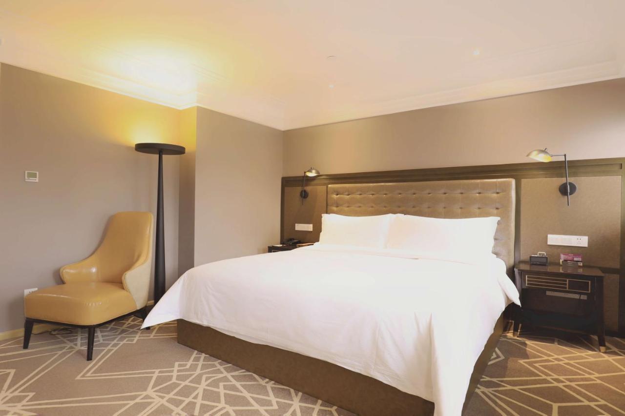 Jinjiang Metropolo Hotel Classic Nanjing Road Shanghái Exterior foto